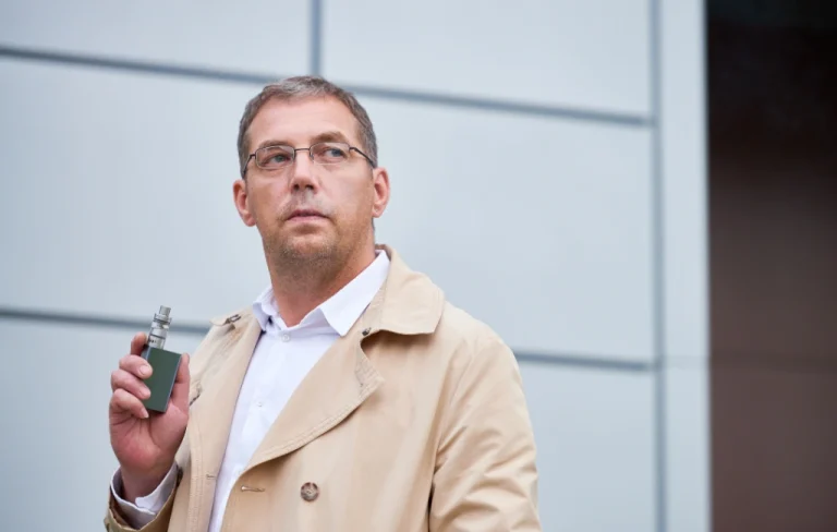 Peut-on vapoter discrètement